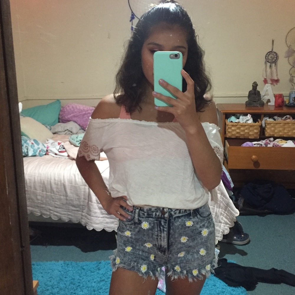 LF Daisy High waisted shorts!